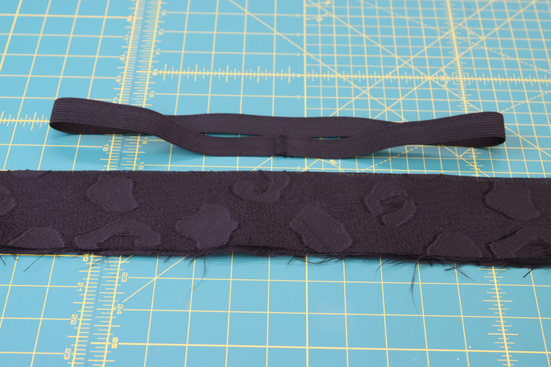 How To Sew Elastic Closed Loop - Black 3/4 Inch Elastic - Mood Fabrics - Matrix Shawl Collar Ensemble Free Sewing Pattern Tutorial - MDF543 - Mood Fabrics Sewciety Blog - Sew a strip of elastic into a closed loop.