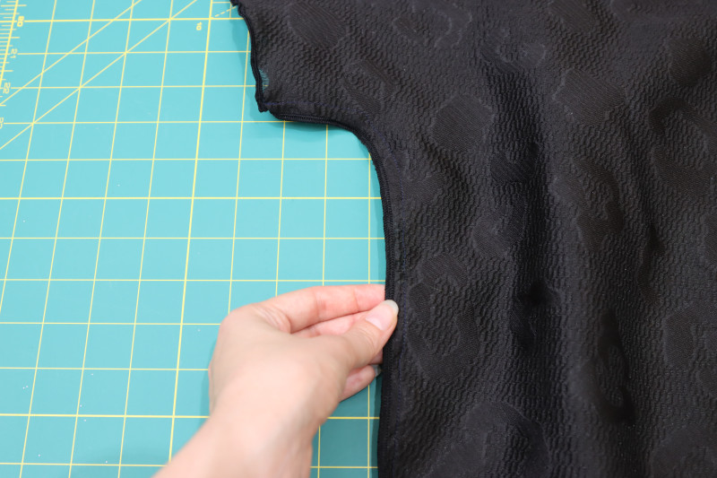How To Pin Sew Shirt Side Seams - Textured Burnout Brocade - Mood Fabrics - Matrix Shawl Collar Ensemble Free Sewing Pattern Tutorial - MDF543 - Mood Fabrics Sewciety Blog - Pin and sew the shirt together at the side seams.