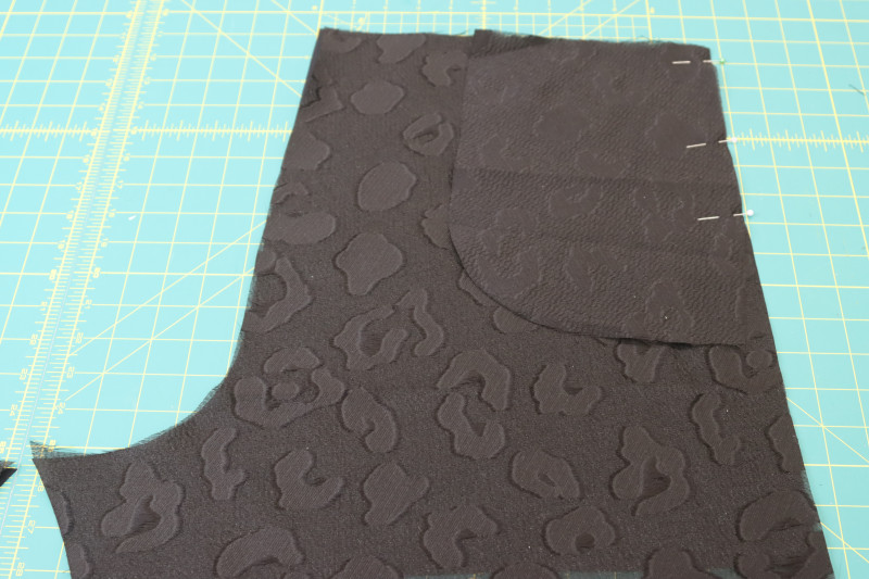 How To Pin Sew Pocket B Back Pants Side Seams - Gutermann Sew All Thread - Mood Fabrics - Matrix Shawl Collar Ensemble Free Sewing Pattern Tutorial - MDF543 - Mood Fabrics Sewciety Blog - Pin and sew pocket B to the back pants side seams right sides together.