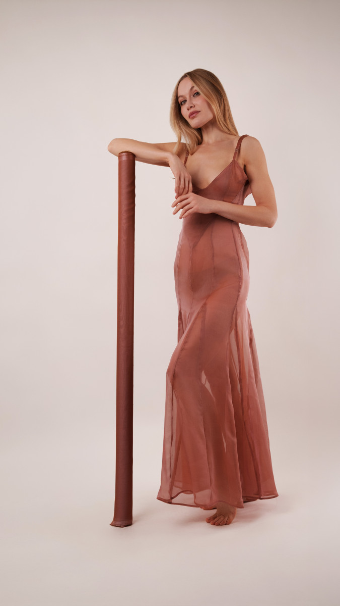 Rosolite Négligée Gown Free Sewing Pattern - Model Photos - Mood Fabrics Sewciety Blog - Free Sewing Pattern MDF530