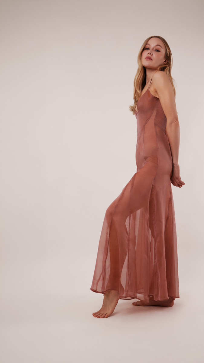 Rosolite Négligée Gown Free Sewing Pattern - Model Photos - Mood Fabrics Sewciety Blog - Free Sewing Pattern MDF530