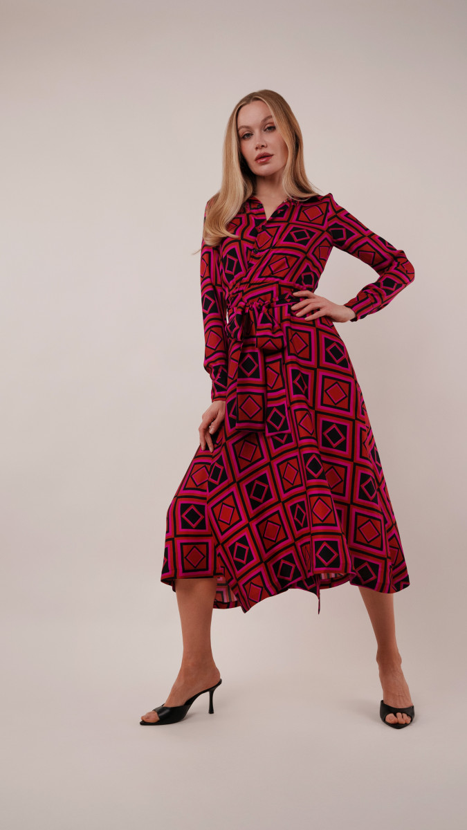 Alassio Wrap Dress Free Sewing Pattern - Model Photos - Mood Fabrics Sewciety Blog - Free Sewing Pattern MDF528
