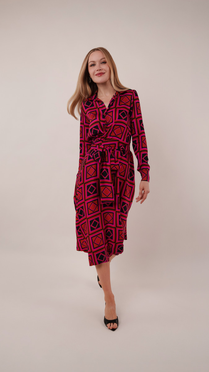 Alassio Wrap Dress Free Sewing Pattern - Model Photos - Mood Fabrics Sewciety Blog - Free Sewing Pattern MDF528
