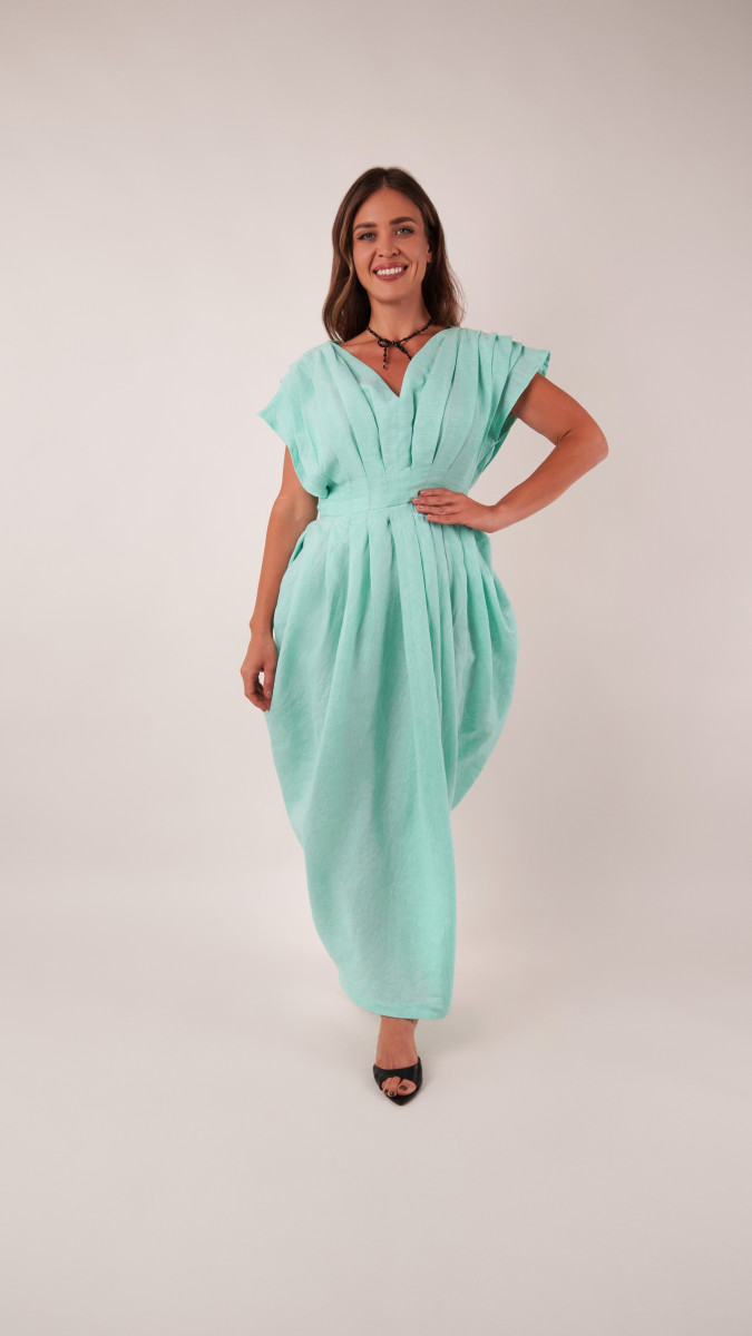 The Larimar Cocoon Dress Free Sewing Pattern - Model Photos - Mood Fabrics Sewciety Blog - Free Sewing Pattern MDF542