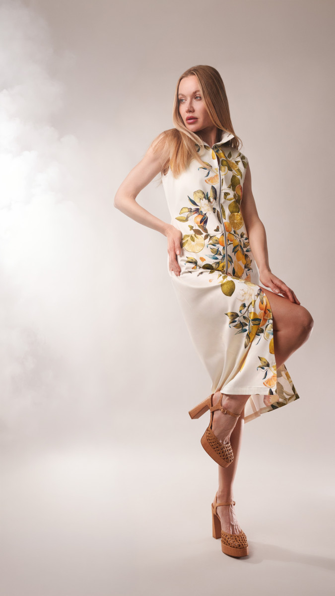 Amalfi Zip-Front Midi Resort Dress Free Sewing Pattern - Model Photos - Mood Fabrics Sewciety Blog - Free Sewing Pattern MDF536