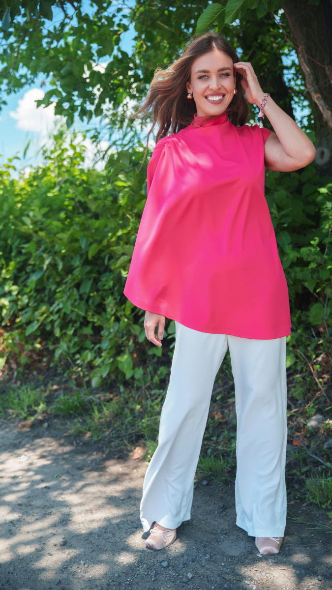 Telluride Asymmetrical Top Free Sewing Pattern - Model Photos - Mood Fabrics Sewciety Blog - Free Sewing Pattern MDF546