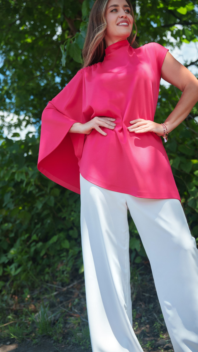 Telluride Asymmetrical Top Free Sewing Pattern - Model Photos - Mood Fabrics Sewciety Blog - Free Sewing Pattern MDF546