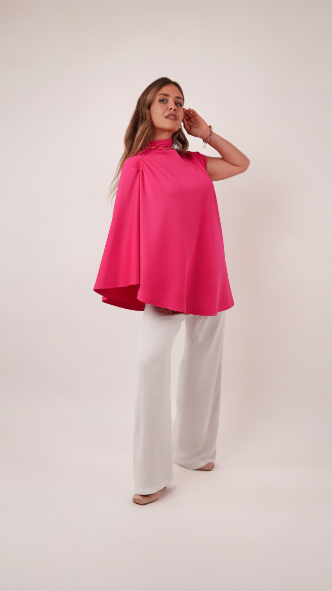 Telluride Asymmetrical Top Free Sewing Pattern - Model Photos - Mood Fabrics Sewciety Blog - Free Sewing Pattern MDF546