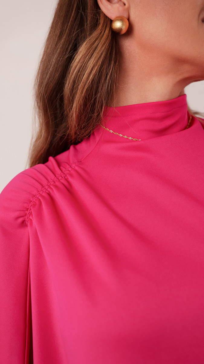 Telluride Asymmetrical Top Free Sewing Pattern - Model Photos - Mood Fabrics Sewciety Blog - Free Sewing Pattern MDF546