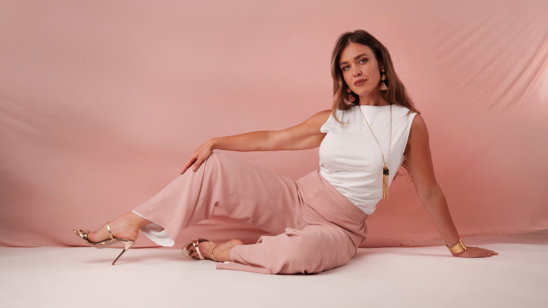 Ojai Reversible Wide-Leg Pants Free Sewing Pattern - Model Photos - Mood Fabrics Sewciety Blog - Free Sewing Pattern MDF545