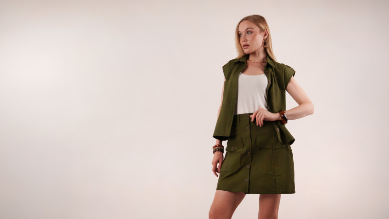Kalla Ensemble Free Sewing Pattern - Model Photos - Mood Fabrics Sewciety Blog - Free Sewing Pattern MDF346