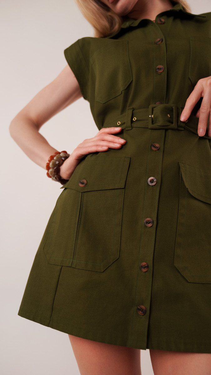 Kalla Ensemble Free Sewing Pattern - Model Photos - Mood Fabrics Sewciety Blog - Free Sewing Pattern MDF346