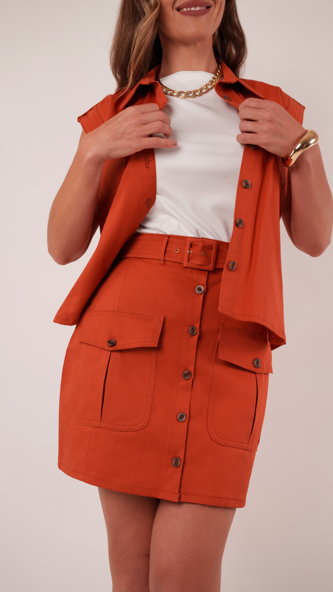 Kalla Ensemble Free Sewing Pattern - Model Photos - Mood Fabrics Sewciety Blog - Free Sewing Pattern MDF346