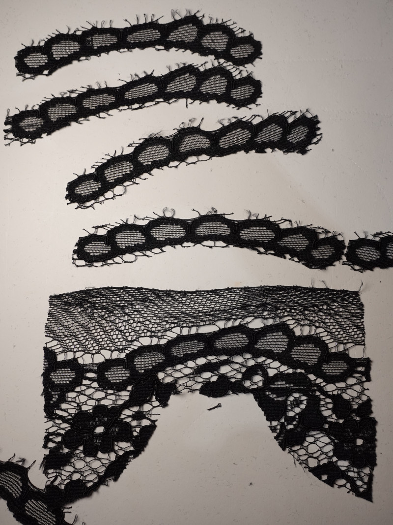 Turning the Parker Corset Into a Bustier with Straps