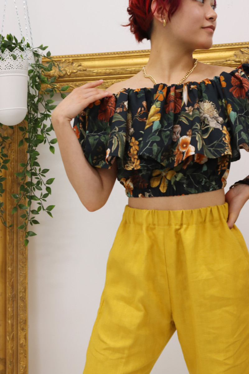 free crop top sewing pattern - mood fabrics pattern