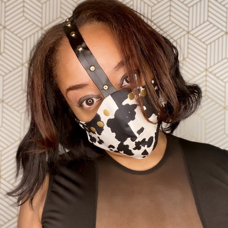 Stud strap mask 2