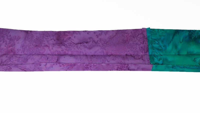 preparing a waistband for a gathered skirt